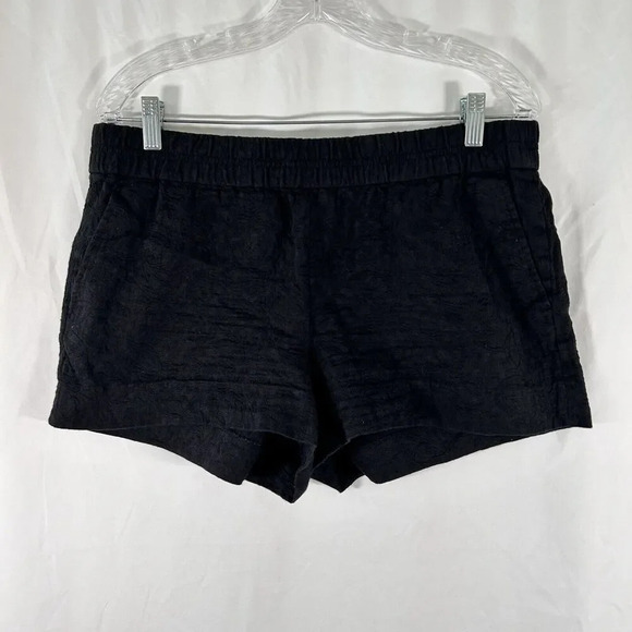 J. Crew Shorts Women's 12 Black Pull On Textured Pockets 3" Inseam - Picture 1 of 8
